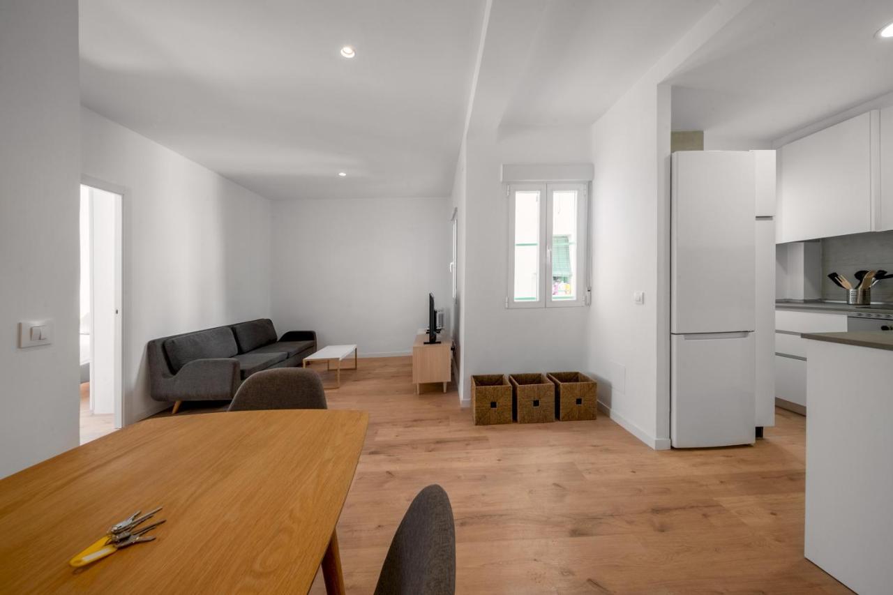 Apartment 2 Bedrooms 1 Bathroom Furnished - Delicias - Bright - Mintystay *